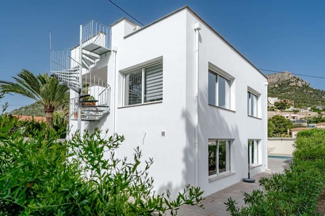 5 slaapkamer Villa te koop in Calpe / Calp - € 780.000 (Ref: 9051437)