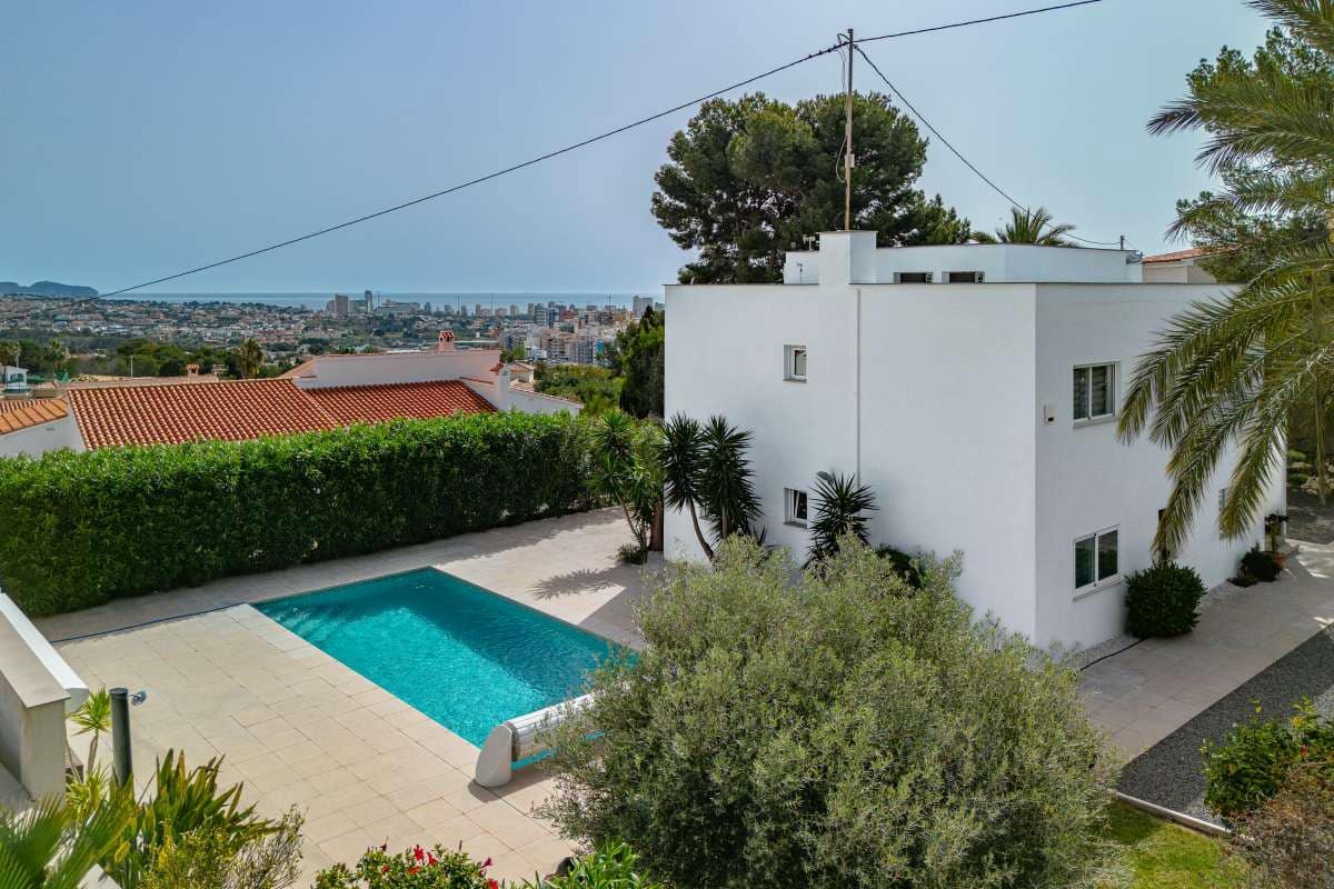 5 soveværelse Villa til salg i Calpe / Calp - € 780.000 (Ref: 9051437)