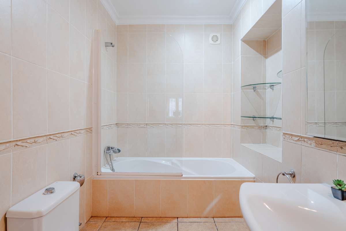 Chalet de 6 habitaciones en Calpe / Calp en venta - 649.000 € (Ref: 9051441)