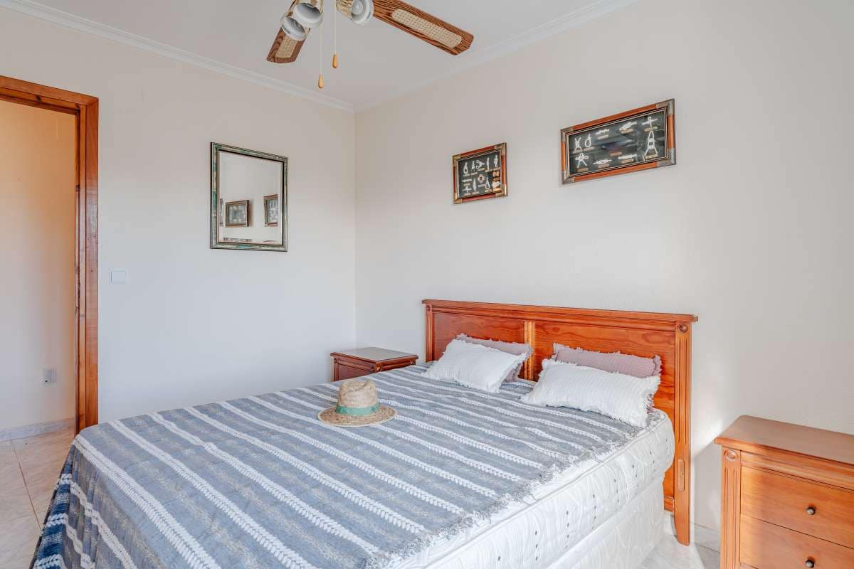 Chalet de 6 habitaciones en Calpe / Calp en venta - 649.000 € (Ref: 9051441)