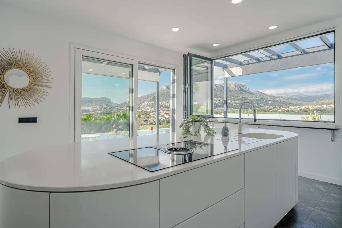 4 chambre Villa/Maison à vendre à Calpe / Calp - 1 375 000 € (Ref: 9051449)