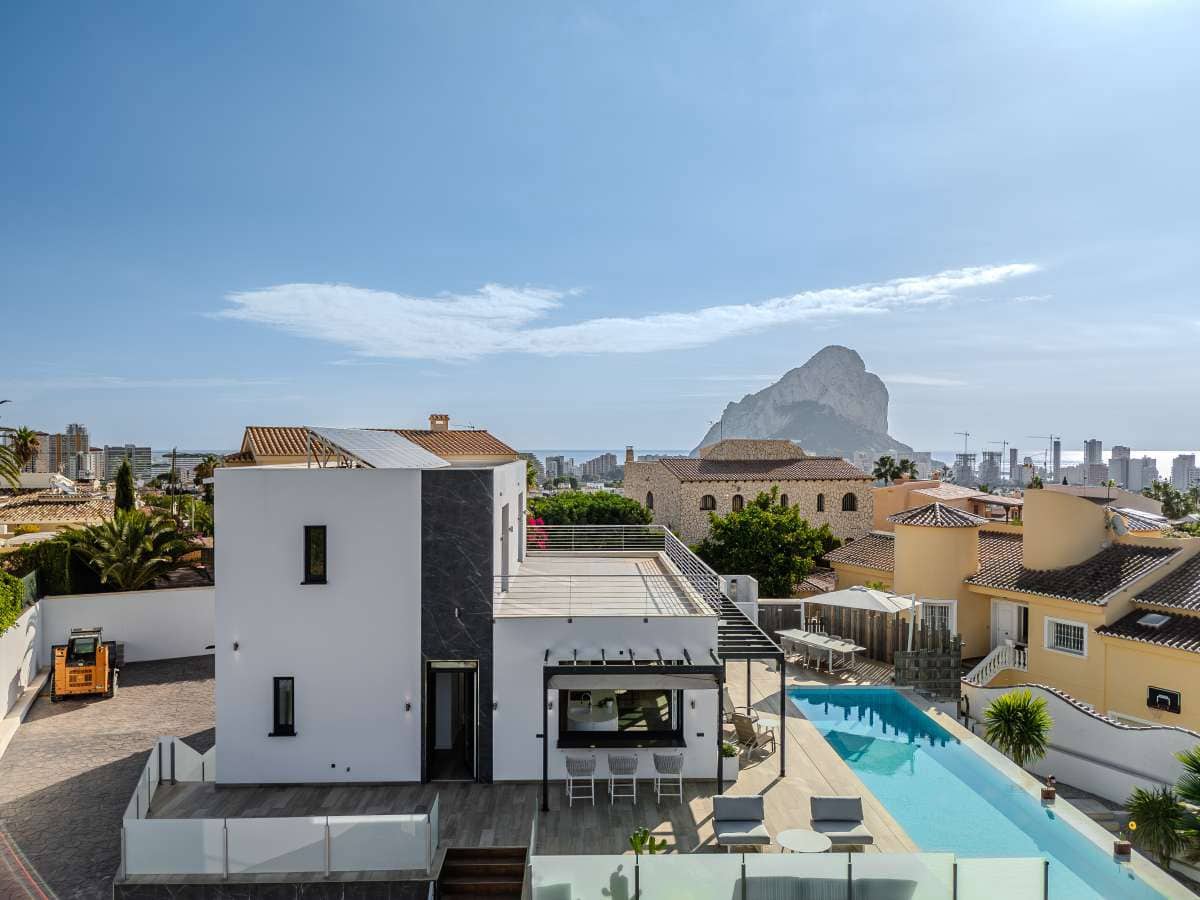 4 chambre Villa/Maison à vendre à Calpe / Calp - 1 375 000 € (Ref: 9051449)