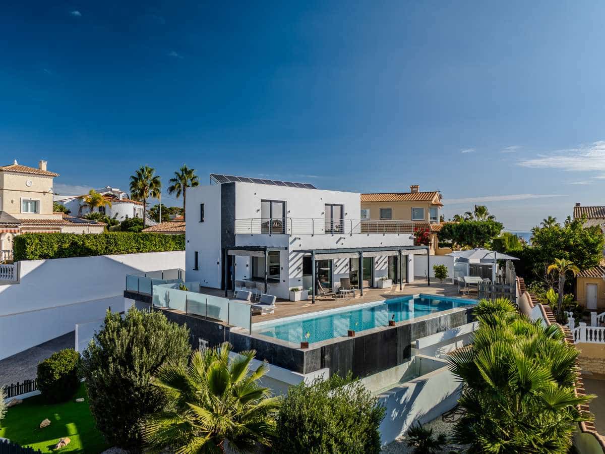 4 chambre Villa/Maison à vendre à Calpe / Calp - 1 375 000 € (Ref: 9051449)