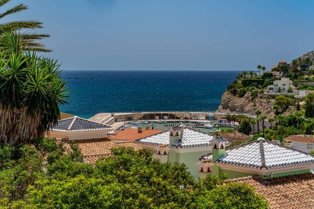 4 quarto Moradia para venda em Calpe / Calp - 1 099 000 € (Ref: 9135949)