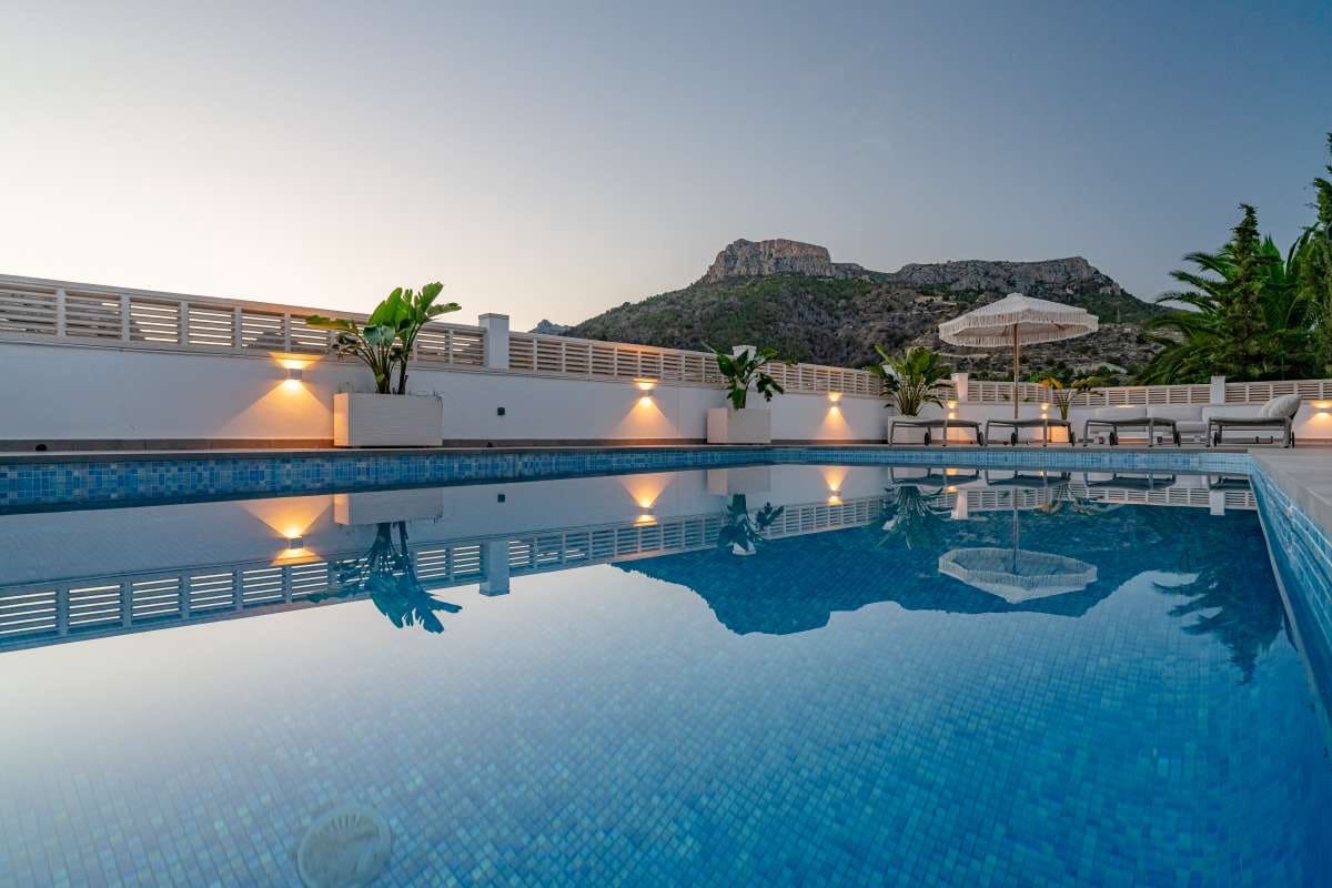 4 chambre Villa/Maison à vendre à Calpe / Calp - 1 149 000 € (Ref: 9135949)