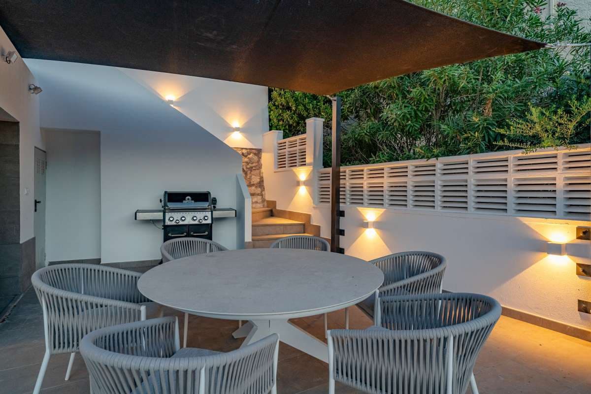 4 soveværelse Villa til salg i Calpe / Calp - € 1.099.000 (Ref: 9135949)