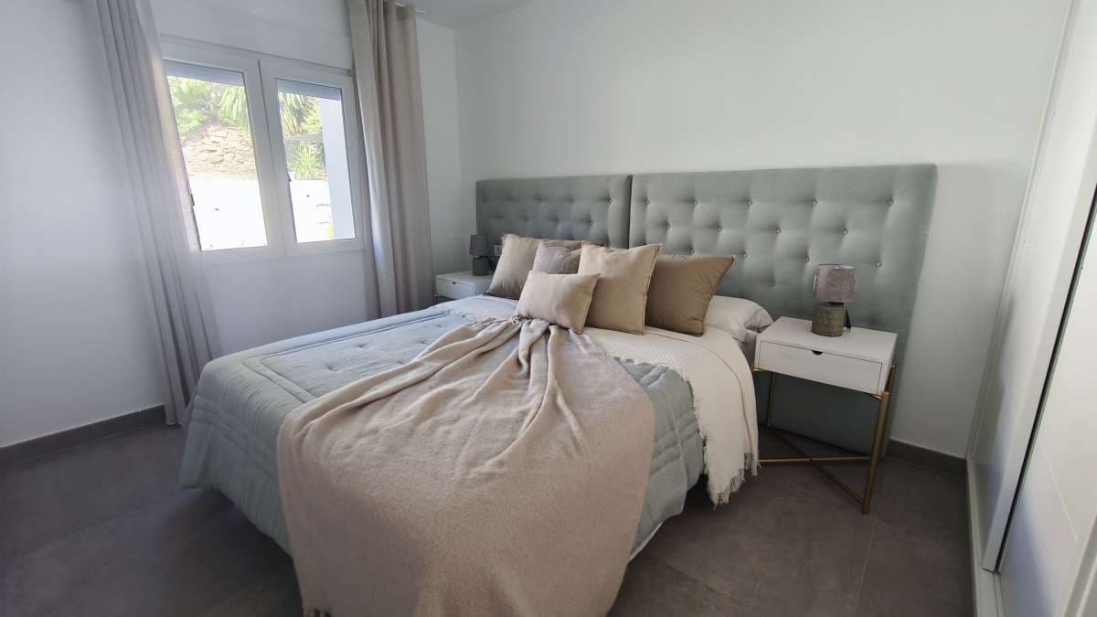4 bedroom Villa for sale in Calpe / Calp with pool garage - € 1,099,000 (Ref: 9135949)