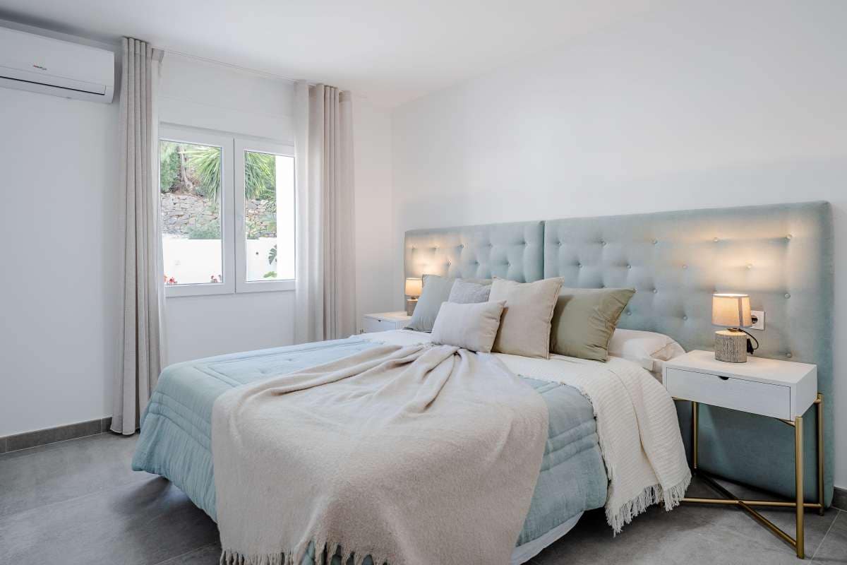 4 bedroom Villa for sale in Calpe / Calp with pool garage - € 1,099,000 (Ref: 9135949)