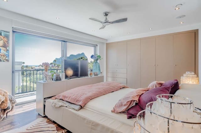 4 soverom Villa til salgs i Calpe / Calp - € 1 600 000 (Ref: 9194889)