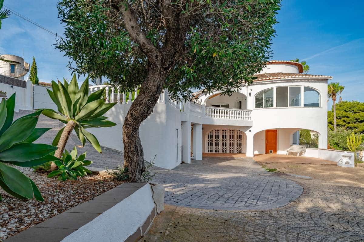 4 soveværelse Villa til salg i Benissa - € 1.750.000 (Ref: 9205536)