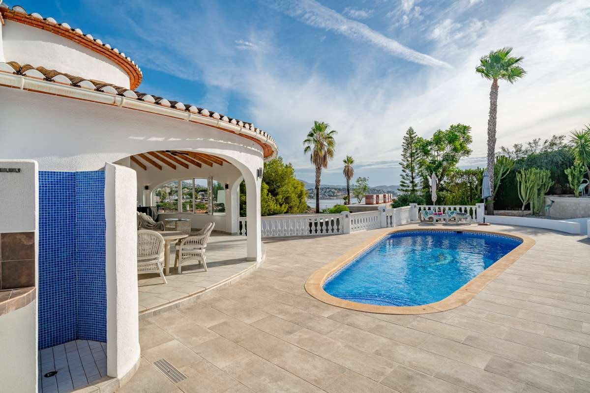 4 soveværelse Villa til salg i Benissa - € 1.750.000 (Ref: 9205536)