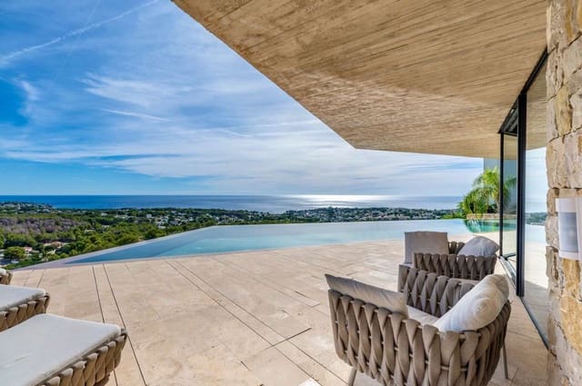 4 bedroom Villa for sale in Benissa - € 2,780,000 (Ref: 9356517)