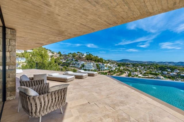 4 bedroom Villa for sale in Benissa - € 2,780,000 (Ref: 9356517)