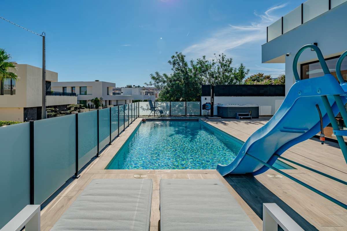 4 sypialnia Willa na sprzedaż w Calpe / Calp - 1 300 000 € (Ref: 9374063)