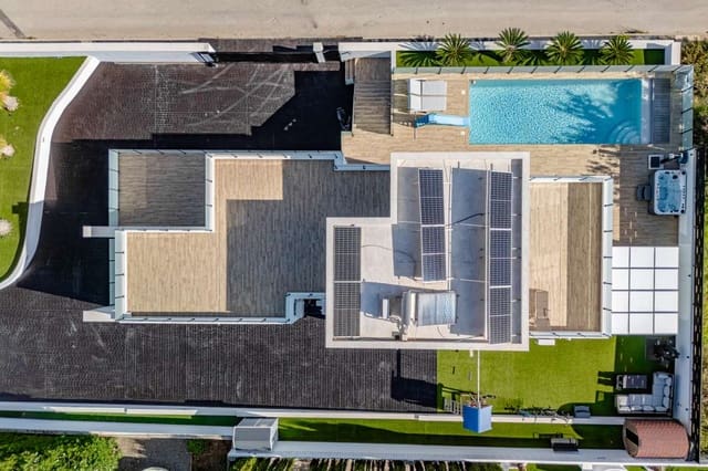 4 sypialnia Willa na sprzedaż w Calpe / Calp - 1 300 000 € (Ref: 9374063)