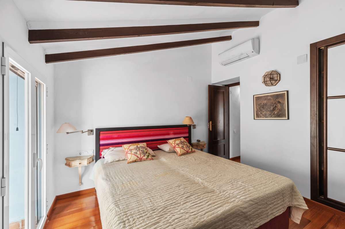 4 bedroom Finca/Country House for sale in Calpe / Calp - € 785,000 (Ref: 9376425)