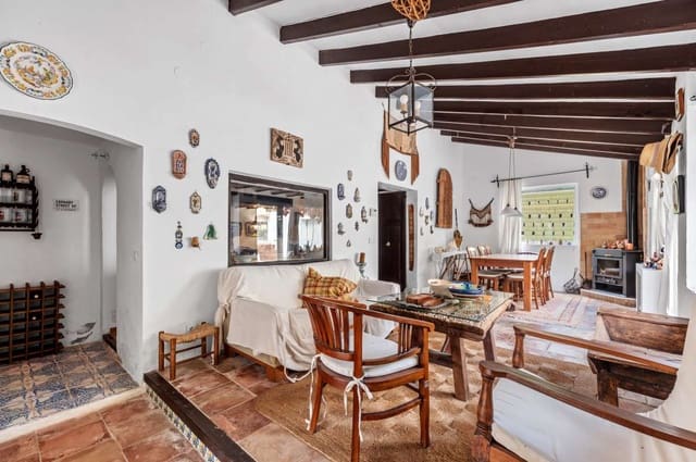 4 bedroom Finca/Country House for sale in Calpe / Calp - € 785,000 (Ref: 9376425)