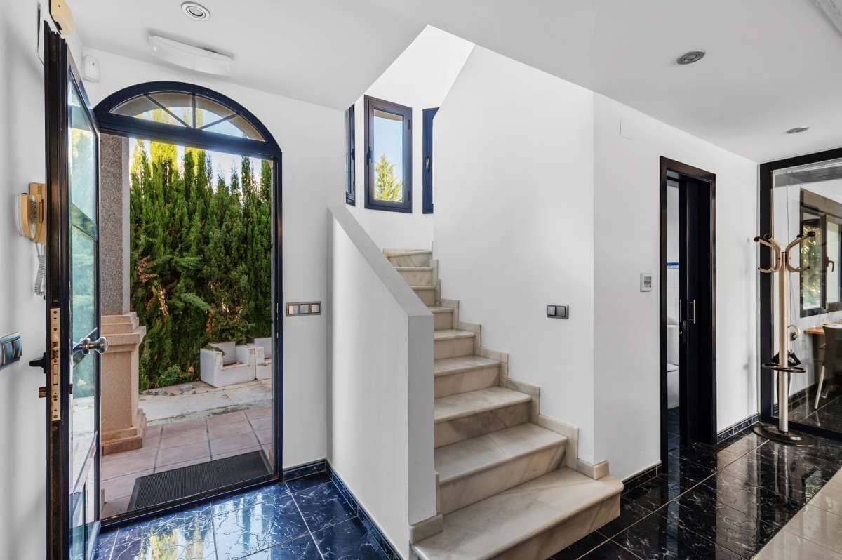 5 sypialnia Willa na sprzedaż w Calpe / Calp - 690 000 € (Ref: 9386574)