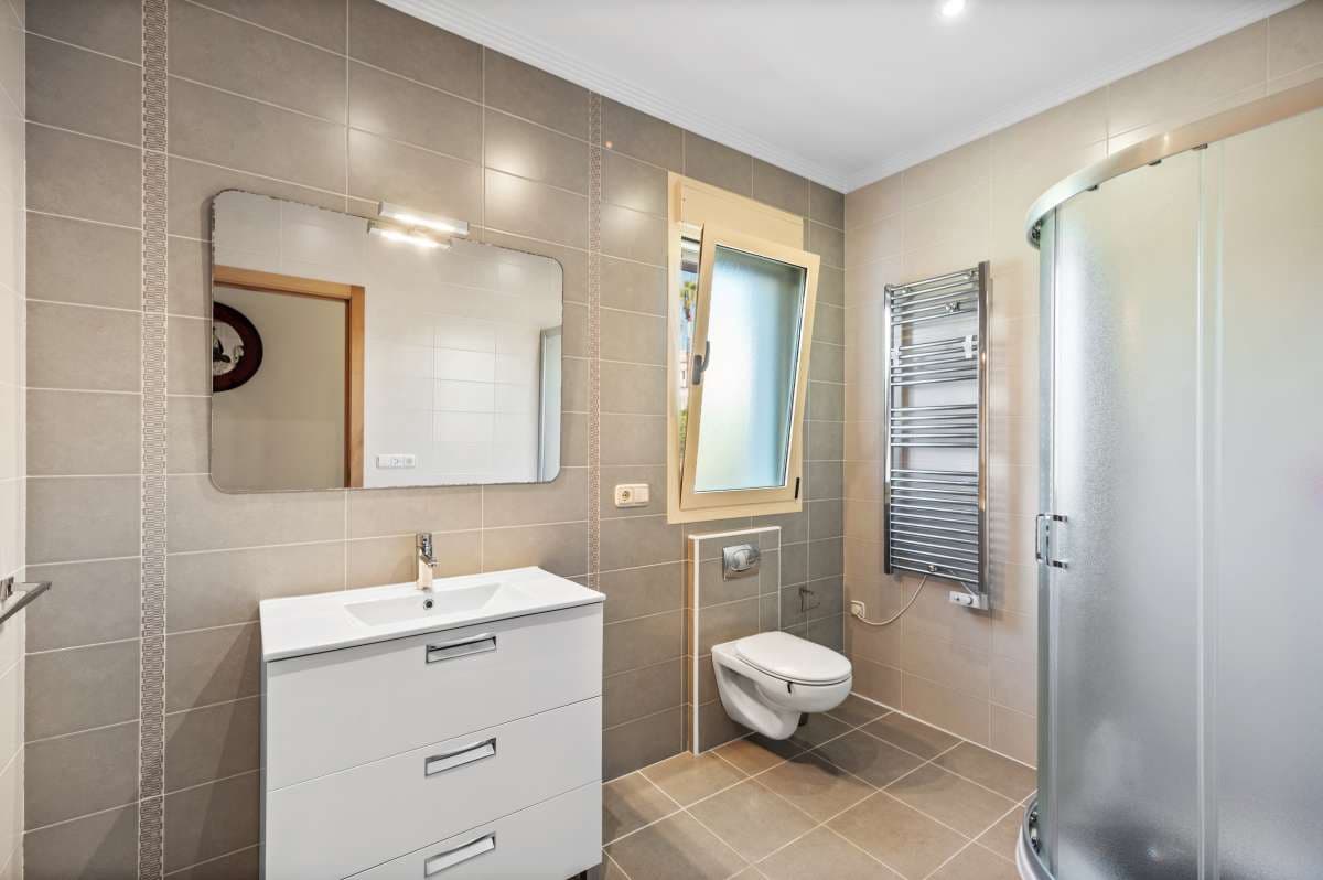 4 makuuhuone Huvila myytävänä paikassa Calpe / Calp - 899 500 € (Ref: 9386575)