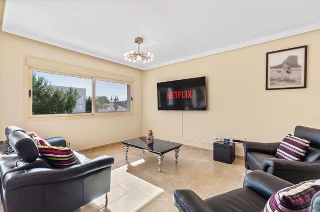 4 bedroom Villa for sale in Calpe / Calp - € 899,500 (Ref: 9386575)