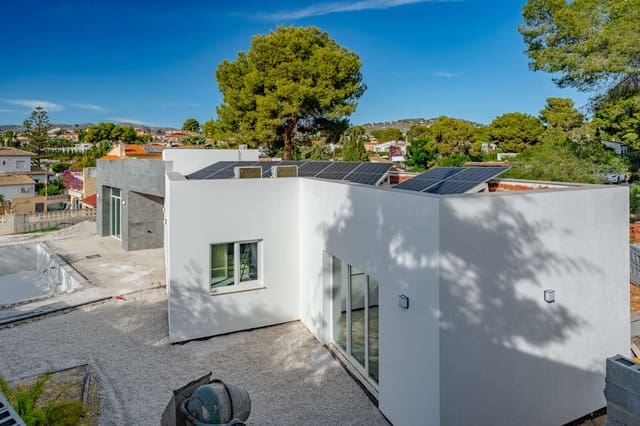 Chalet de 3 habitaciones en Calpe / Calp en venta - 799.000 € (Ref: 9417584)