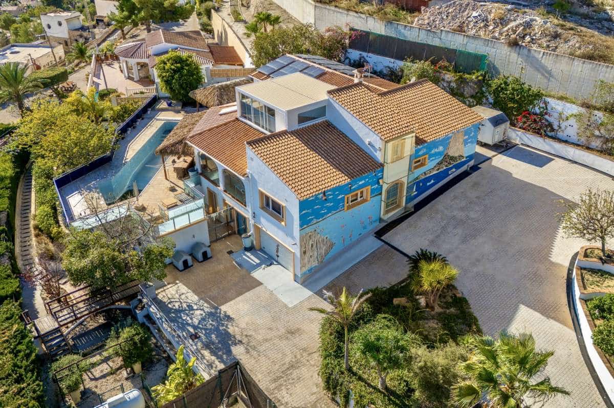 4 Zimmer Villa zu verkaufen in Calpe / Calp - 1.100.000 € (Ref: 9436269)