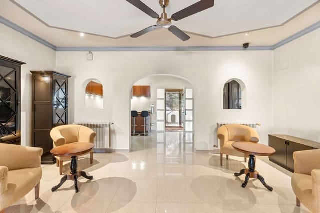 4 soveværelse Villa til salg i Calpe / Calp - € 1.100.000 (Ref: 9436269)