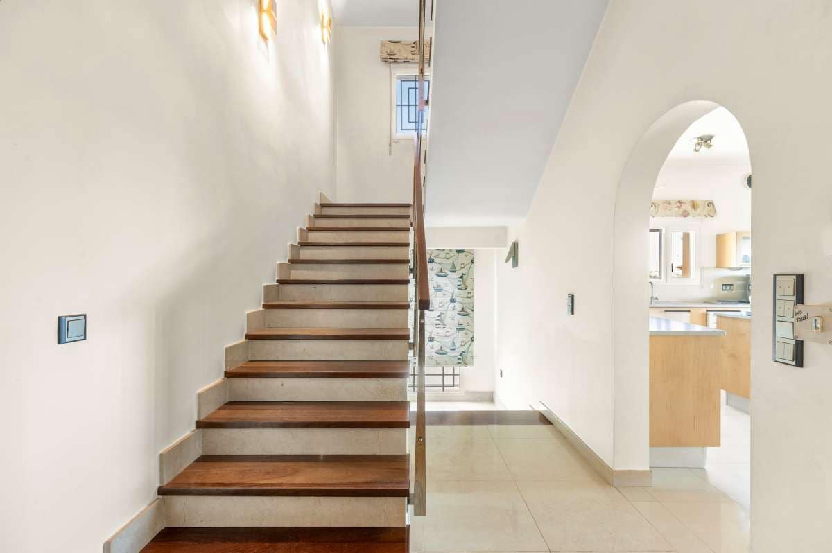 4 bedroom Villa for sale in Calpe / Calp - € 1,100,000 (Ref: 9436269)