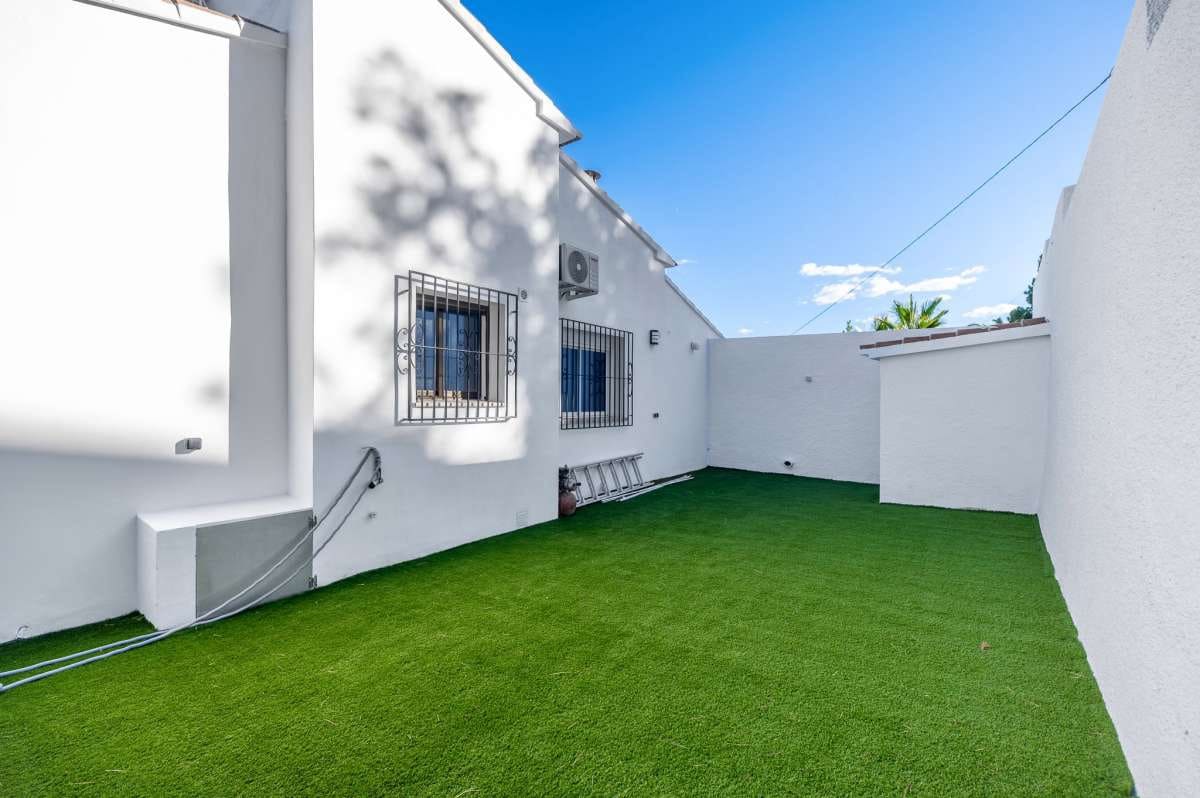 3 soveværelse Villa til salg i Calpe / Calp - € 950.000 (Ref: 9444901)