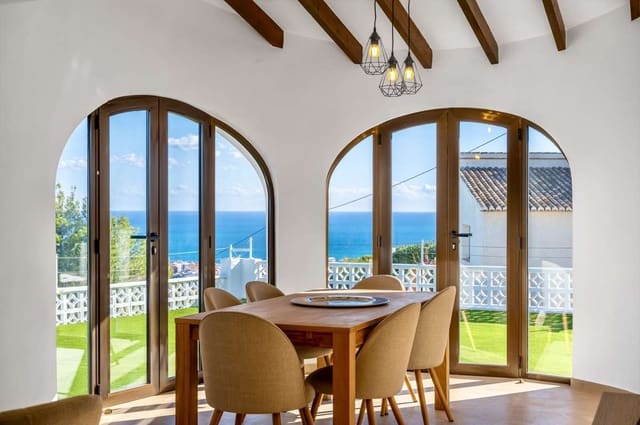 3 soveværelse Villa til salg i Calpe / Calp - € 950.000 (Ref: 9444901)