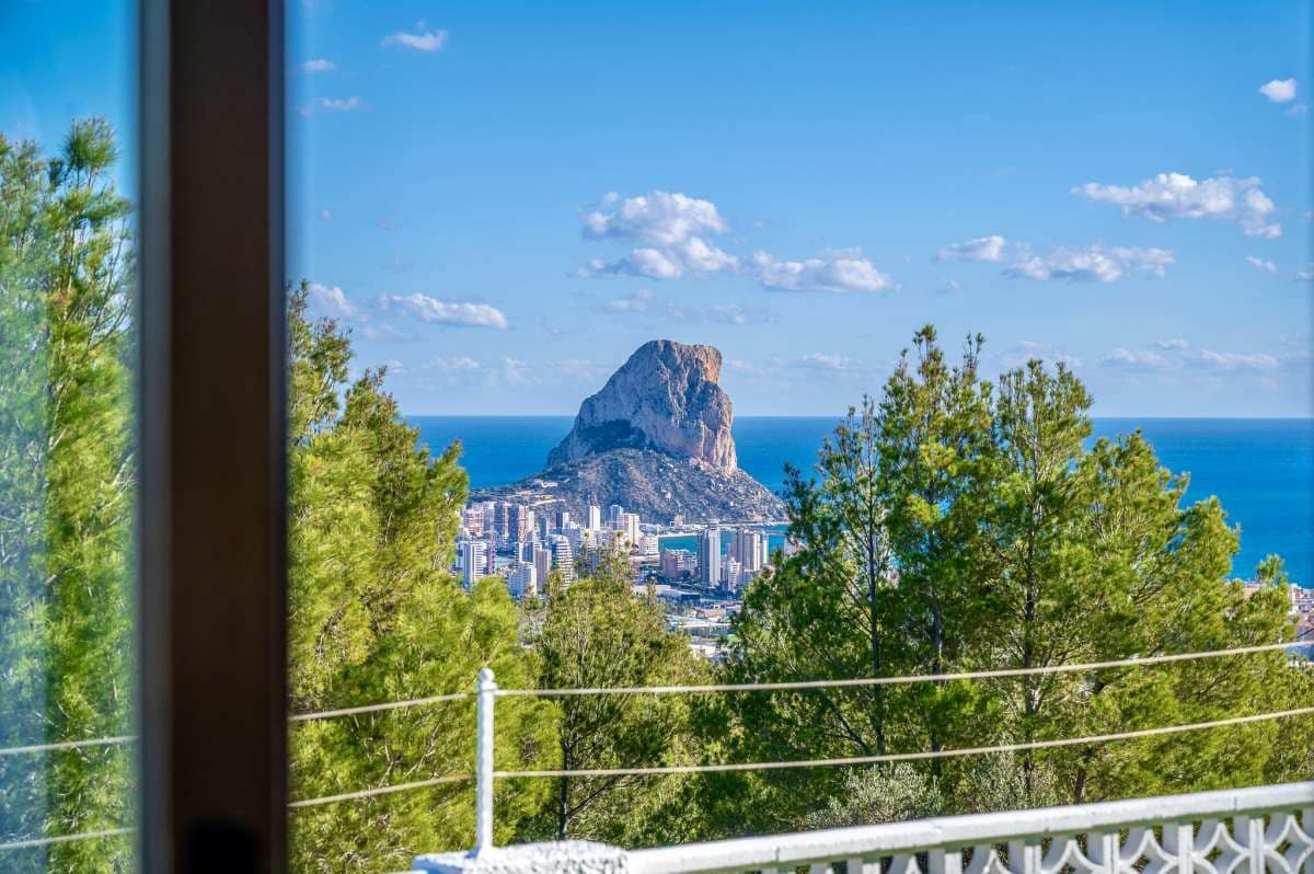 3 soveværelse Villa til salg i Calpe / Calp - € 950.000 (Ref: 9444901)