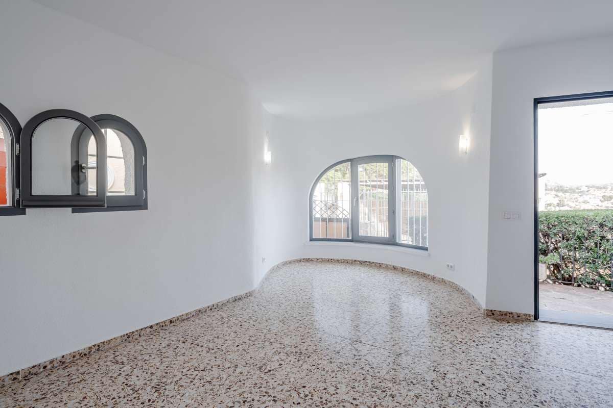 4 bedroom Villa for sale in Calpe / Calp - € 590,000 (Ref: 9447200)