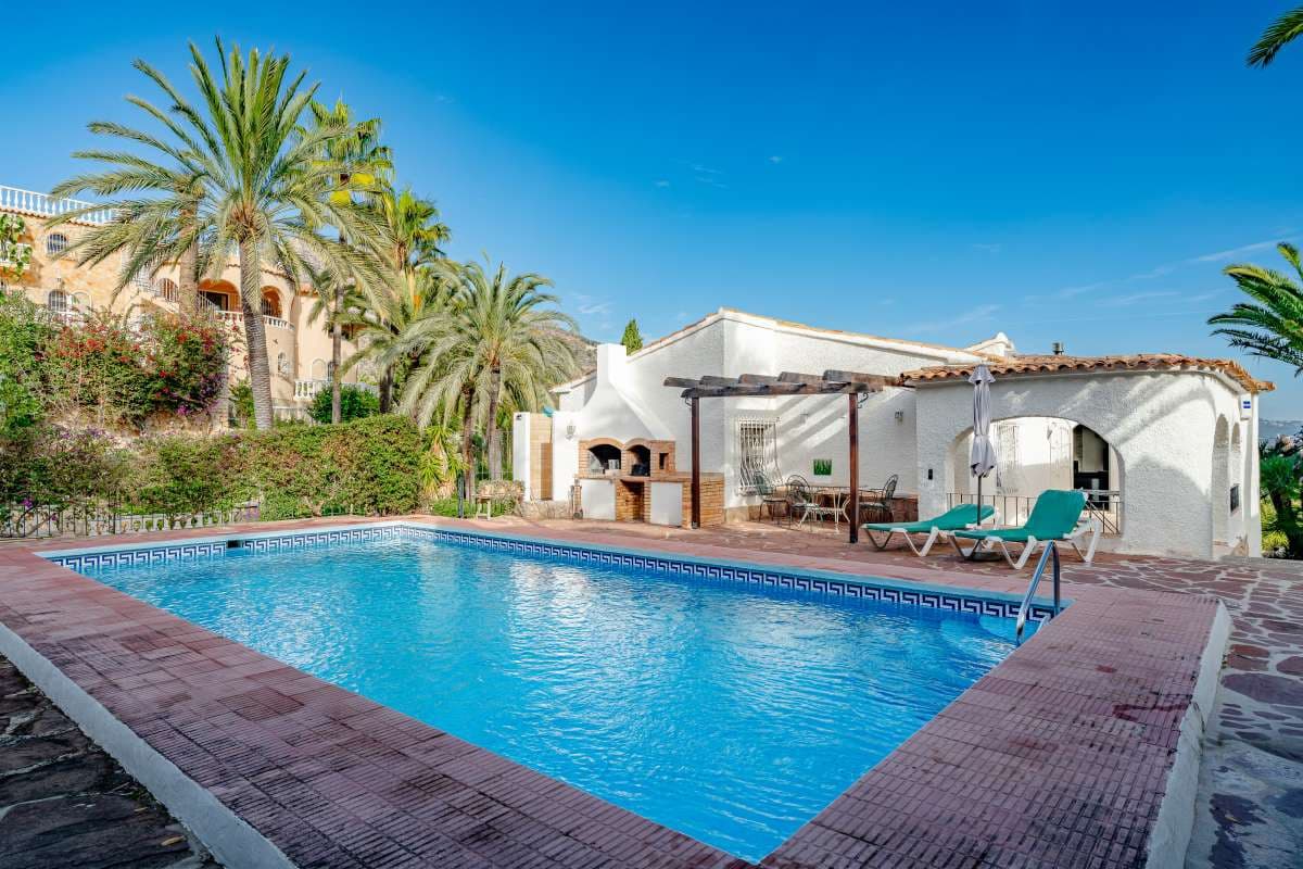 4 bedroom Villa for sale in Calpe / Calp - € 590,000 (Ref: 9447200)