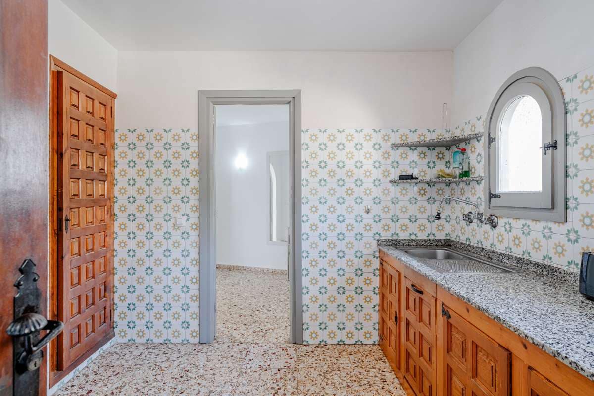 4 bedroom Villa for sale in Calpe / Calp - € 590,000 (Ref: 9447200)