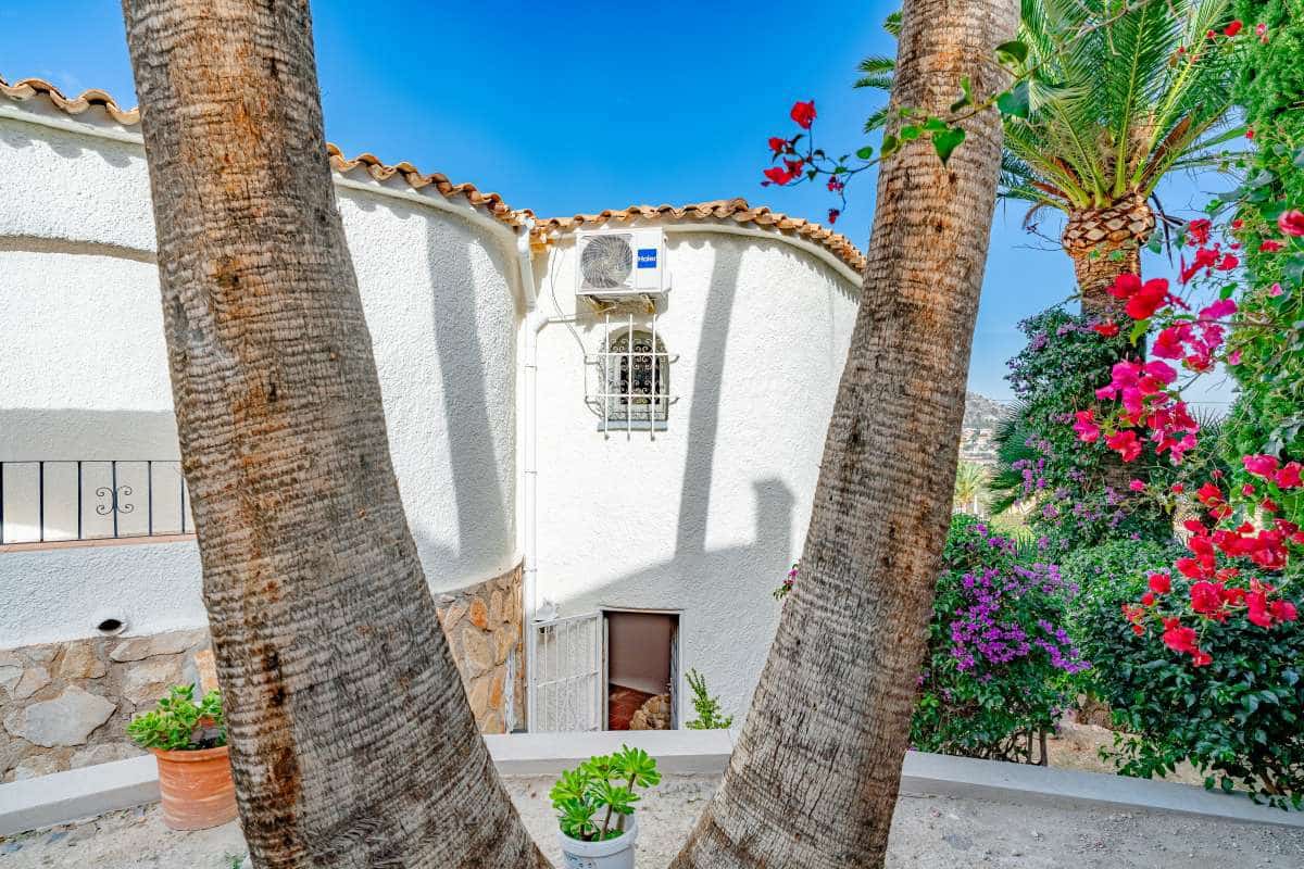 4 bedroom Villa for sale in Calpe / Calp - € 590,000 (Ref: 9447200)