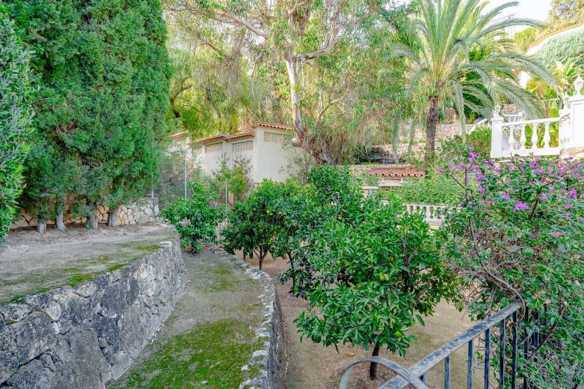 4 bedroom Villa for sale in Calpe / Calp - € 590,000 (Ref: 9447200)