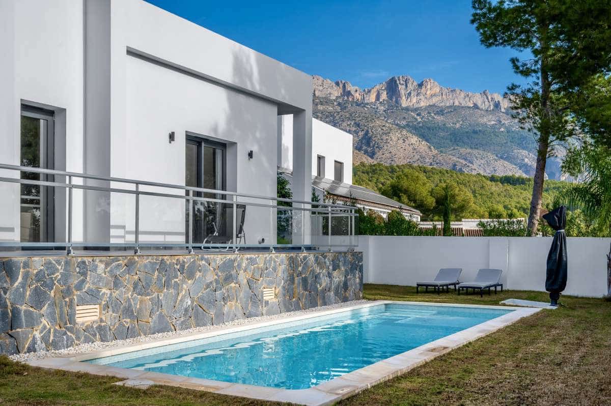 4 slaapkamer Villa te koop in Altea - € 995.000 (Ref: 9459748)