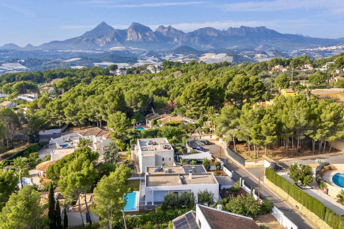 4 slaapkamer Villa te koop in Altea - € 995.000 (Ref: 9459748)
