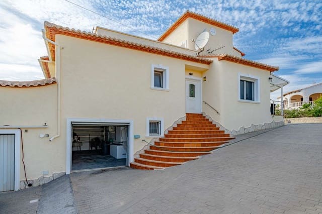 3 bedroom Villa for sale in Calpe / Calp - € 750,000 (Ref: 9462934)