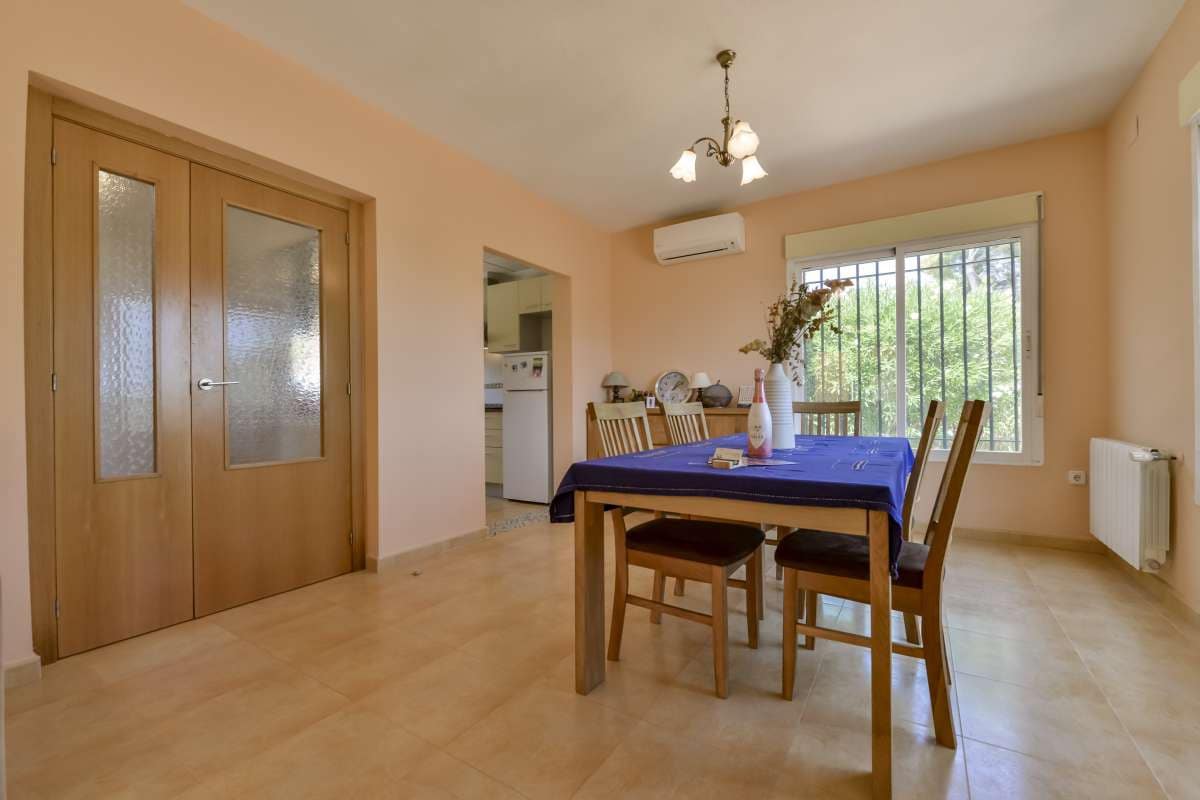 3 bedroom Villa for sale in Calpe / Calp - € 359,000 (Ref: 9470031)