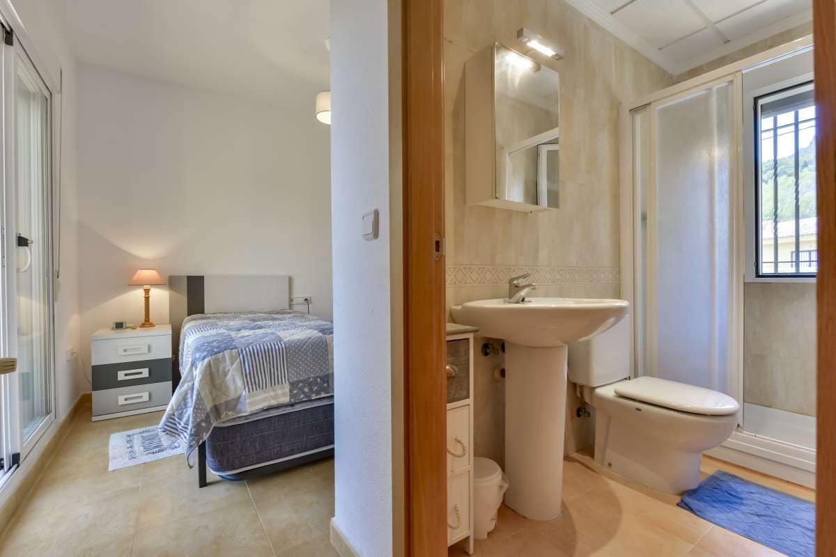 3 bedroom Villa for sale in Calpe / Calp - € 359,000 (Ref: 9470031)