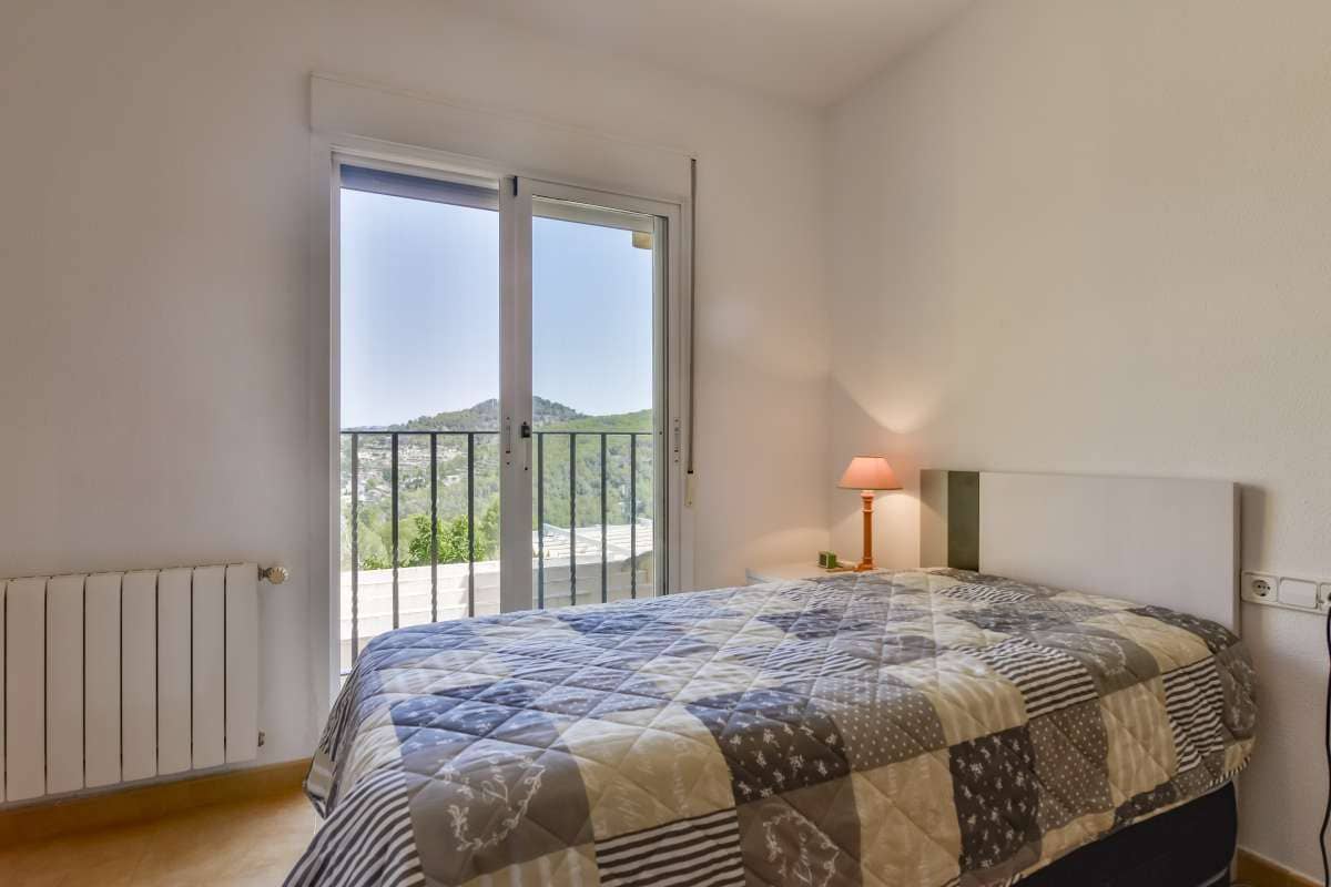 3 bedroom Villa for sale in Calpe / Calp - € 359,000 (Ref: 9470031)