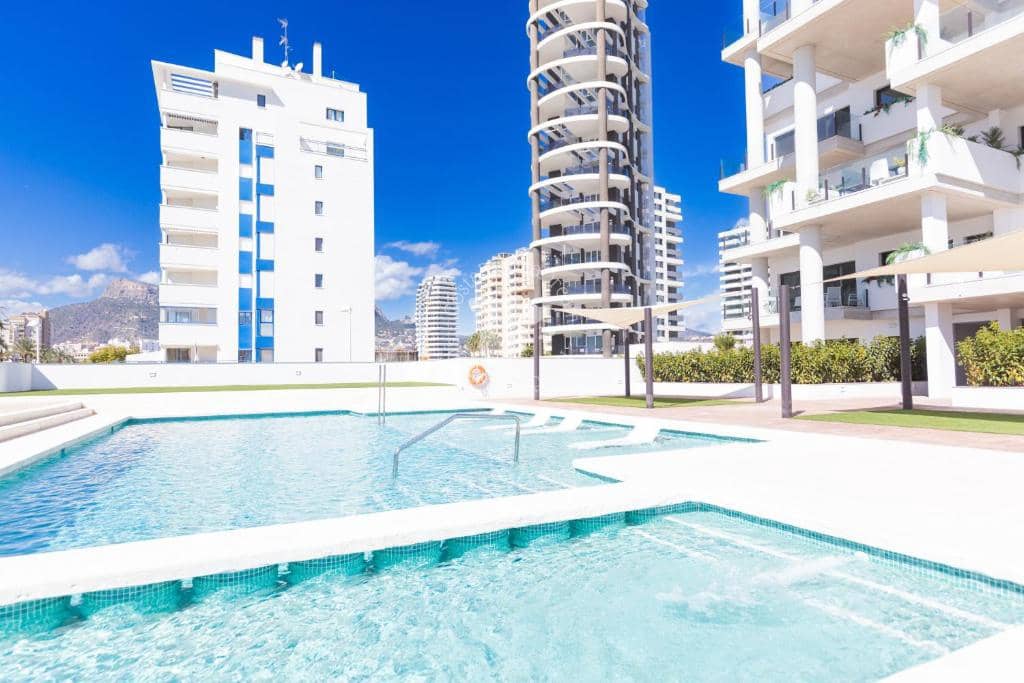 2 bedroom Apartment for sale in Calpe / Calp - € 860,000 (Ref: 9481540)