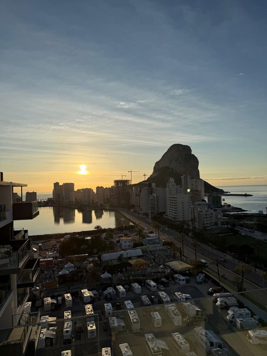 2 bedroom Apartment for sale in Calpe / Calp - € 860,000 (Ref: 9481540)