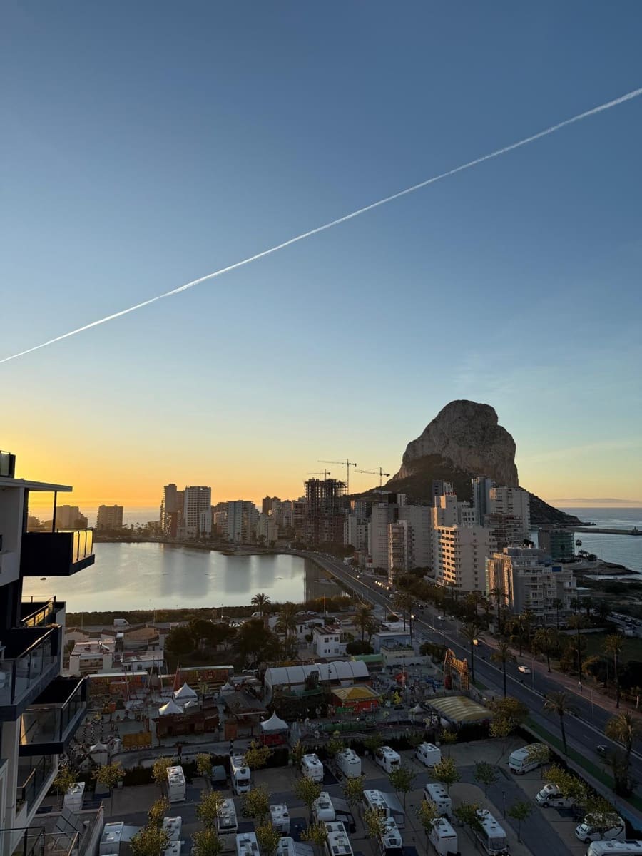 2 bedroom Apartment for sale in Calpe / Calp - € 860,000 (Ref: 9481540)