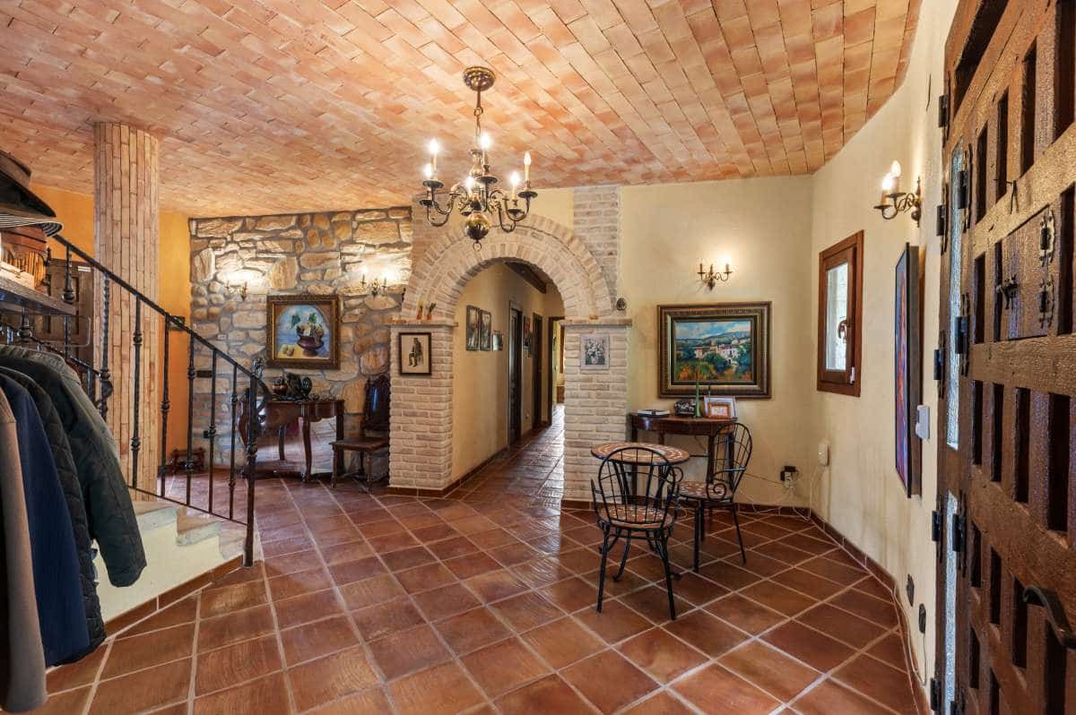 4 bedroom Villa for sale in Benissa - € 1,600,000 (Ref: 9495569)