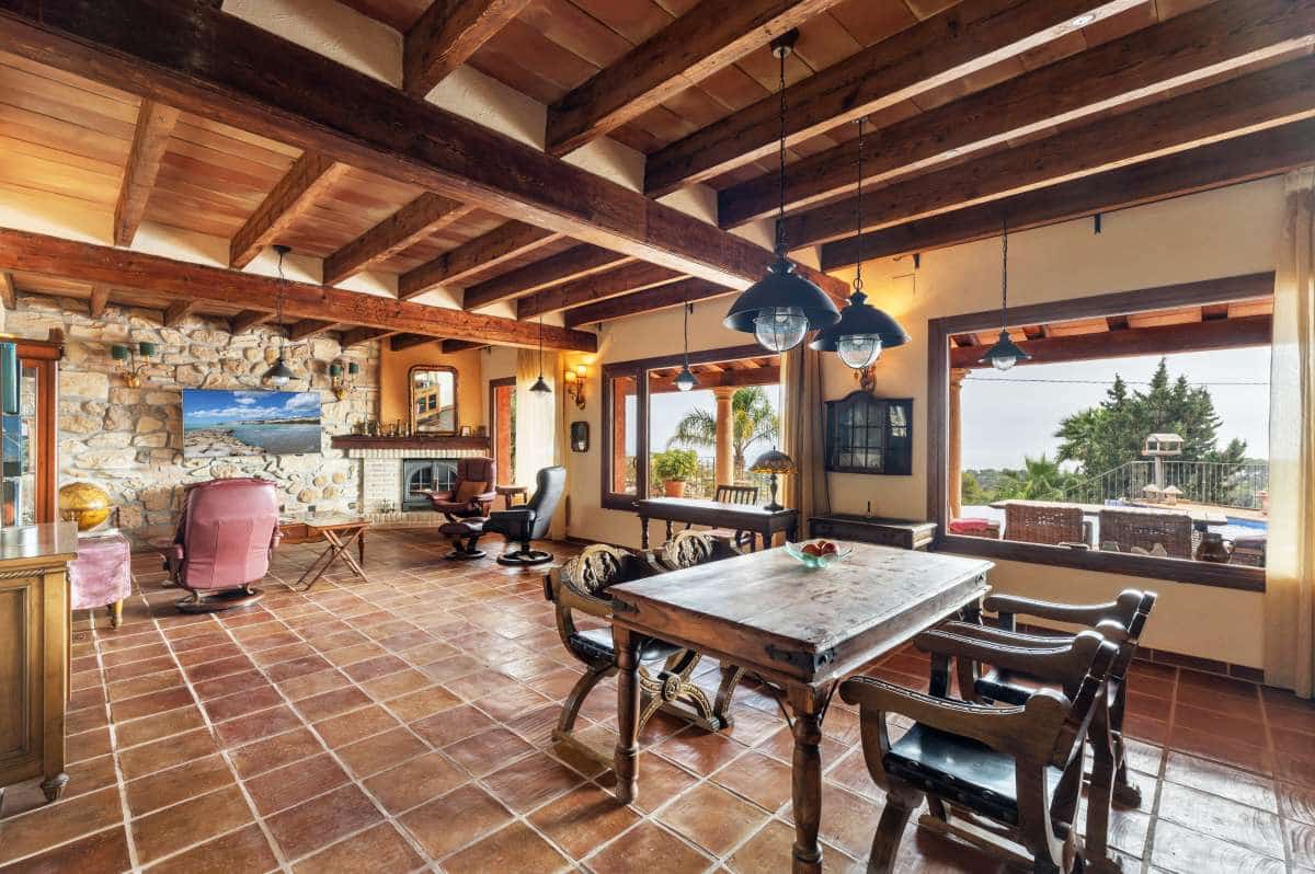 4 bedroom Villa for sale in Benissa - € 1,600,000 (Ref: 9495569)