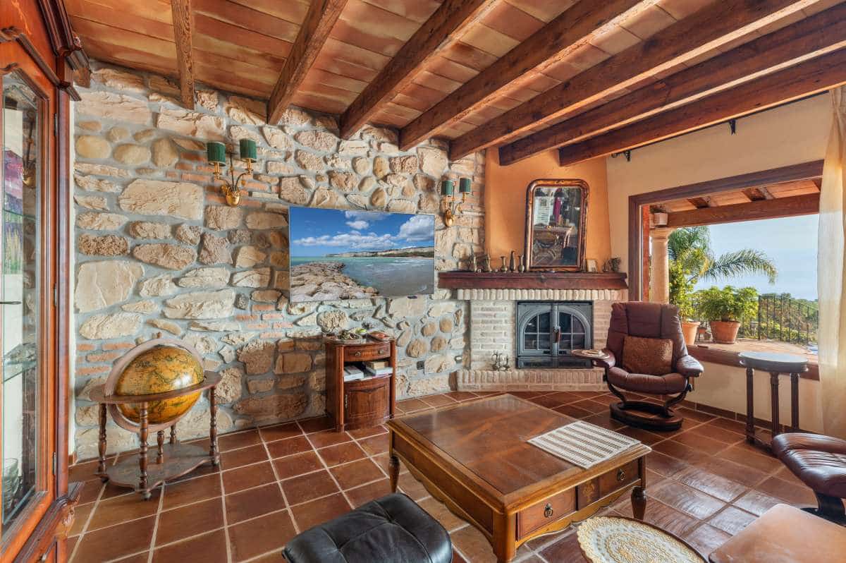 4 bedroom Villa for sale in Benissa - € 1,600,000 (Ref: 9495569)