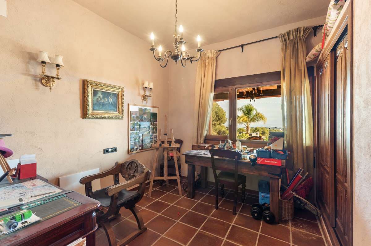 4 bedroom Villa for sale in Benissa - € 1,600,000 (Ref: 9495569)