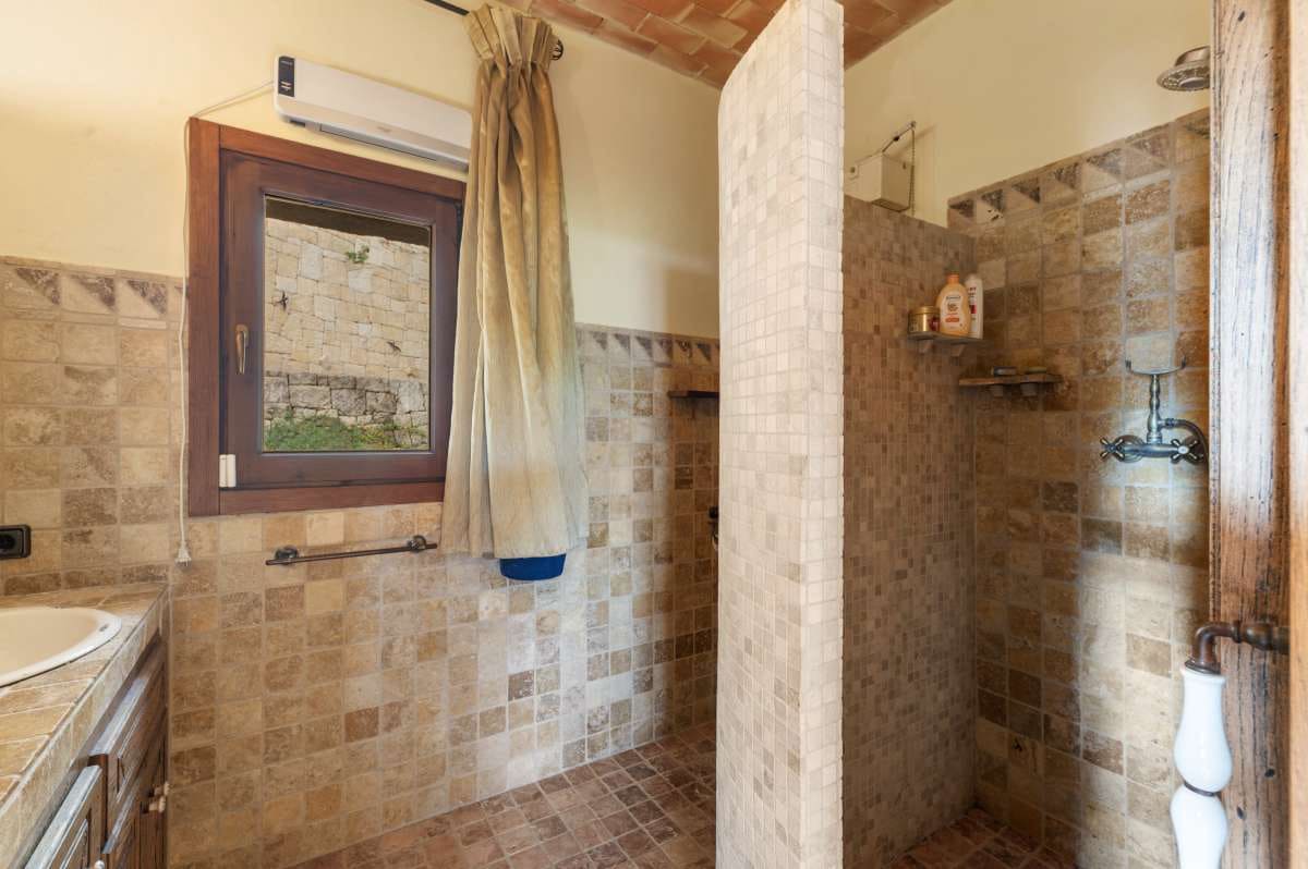 4 bedroom Villa for sale in Benissa - € 1,600,000 (Ref: 9495569)